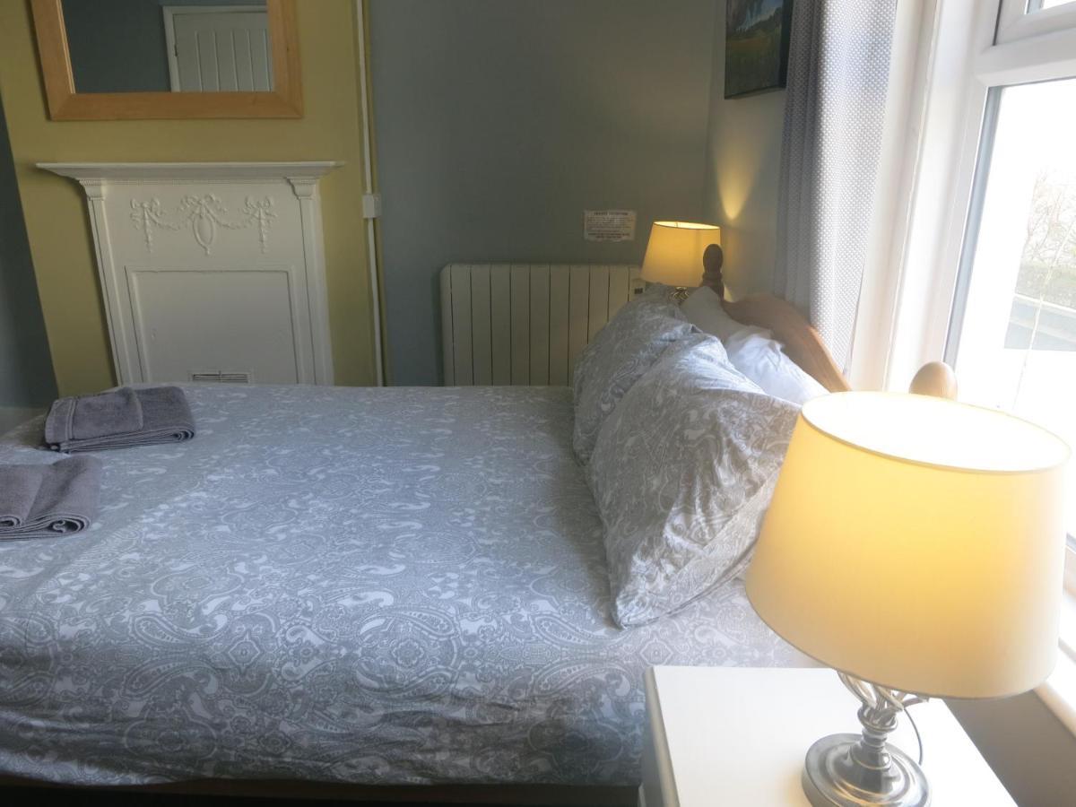Marine View Guest House Worthing Kültér fotó