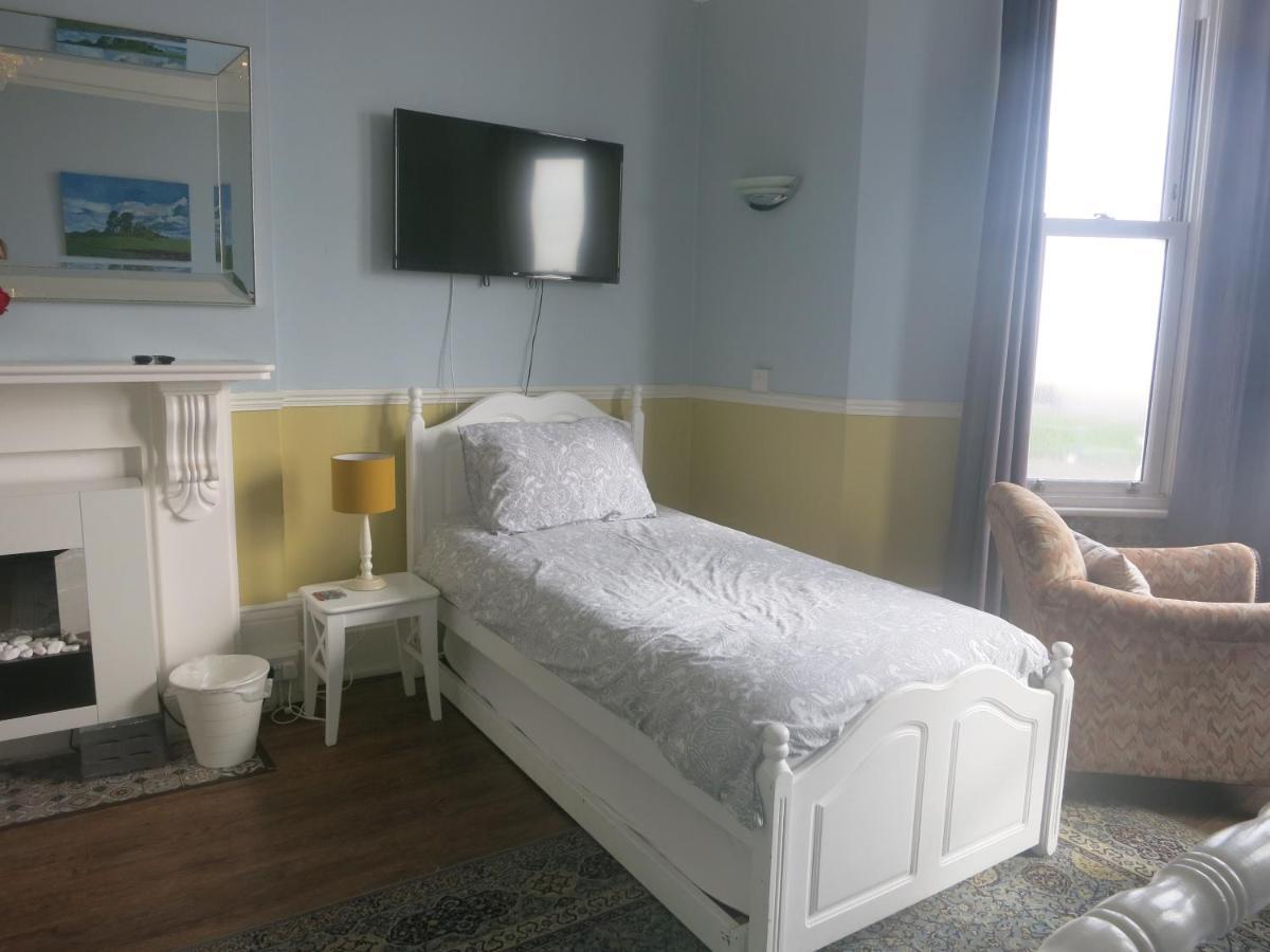 Marine View Guest House Worthing Kültér fotó