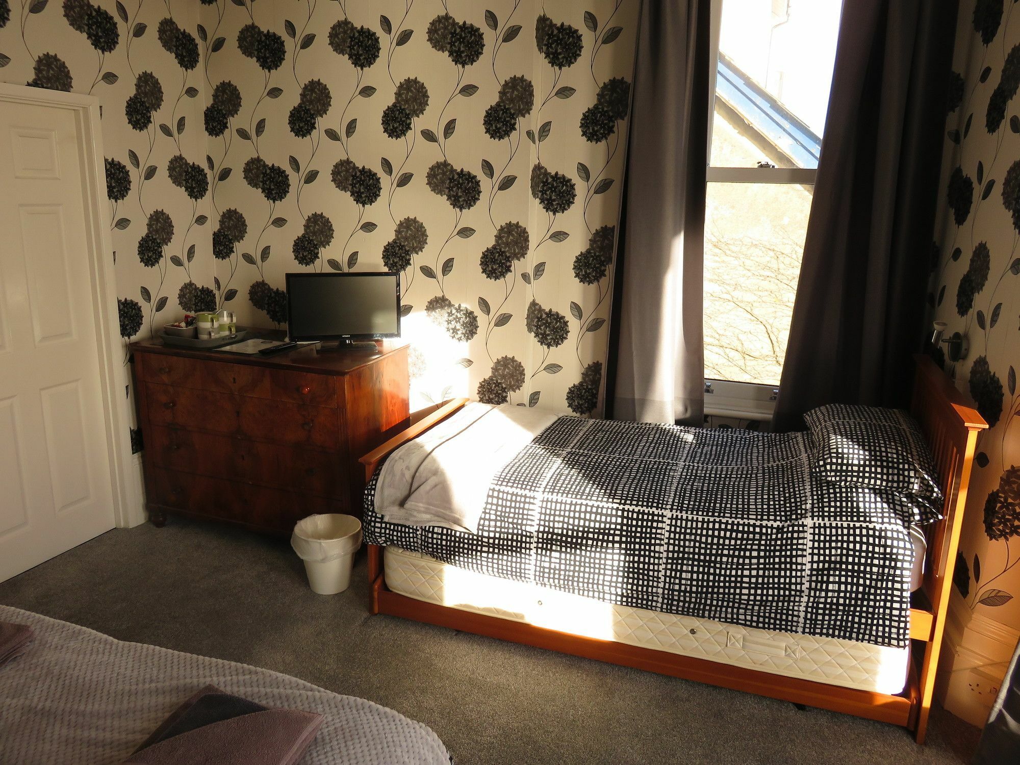 Marine View Guest House Worthing Kültér fotó